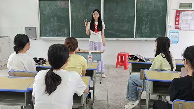 【羽翼承光 童心启航】希望羽翼...
